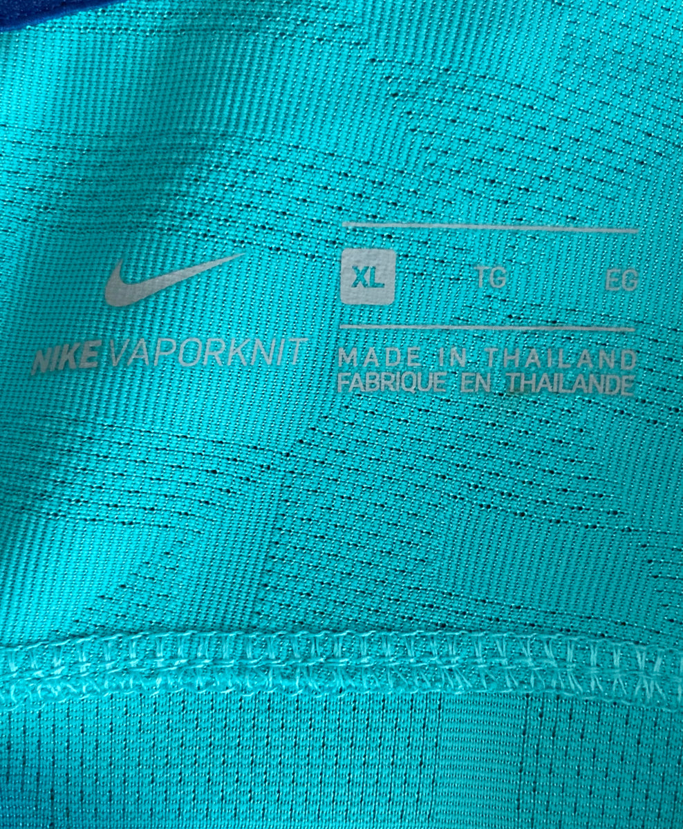 Flocage Officiel FC Barcelone 2019/2020 – Suarez Third (Avery Dennison)