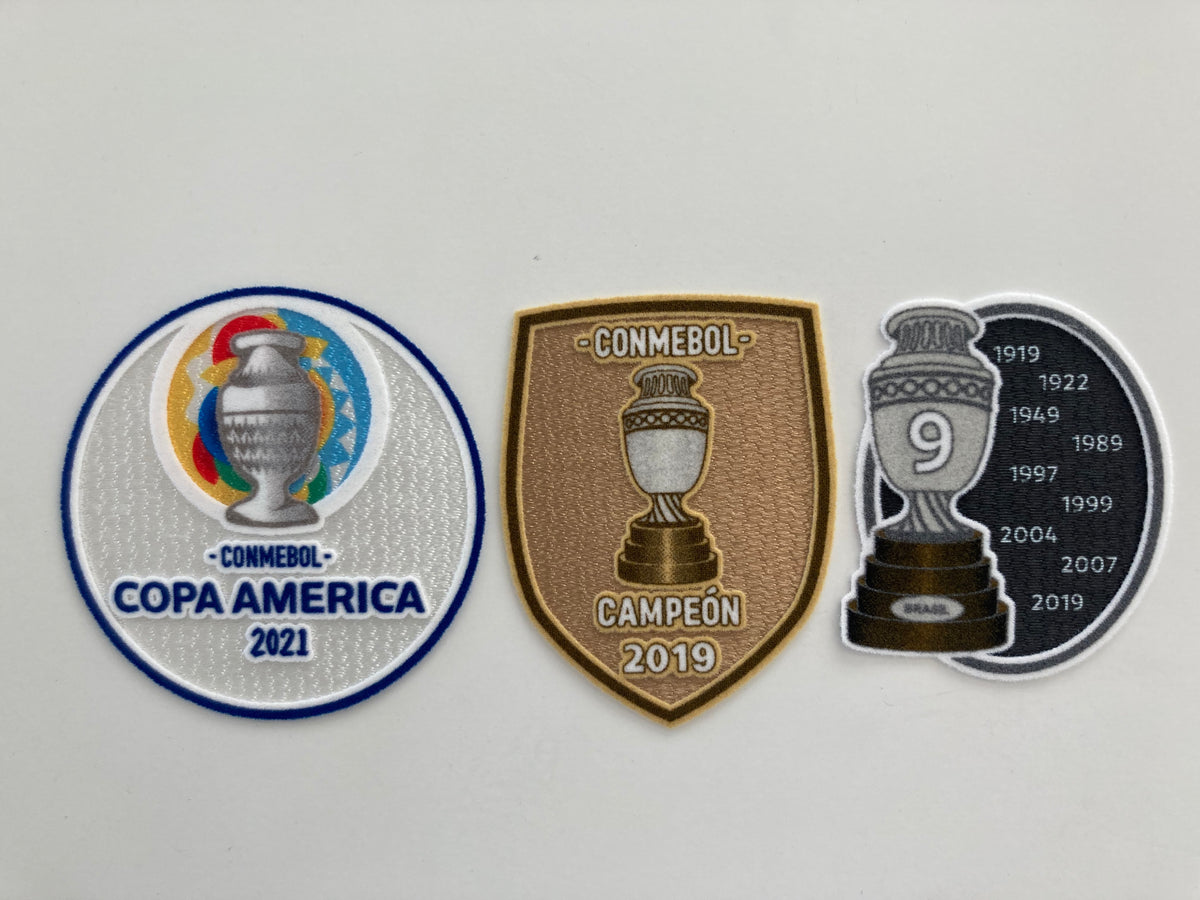2 écussons Patchs Copa America 2021 – Équipe Brésil, CONMEBOL – Neufs Sans Emballage