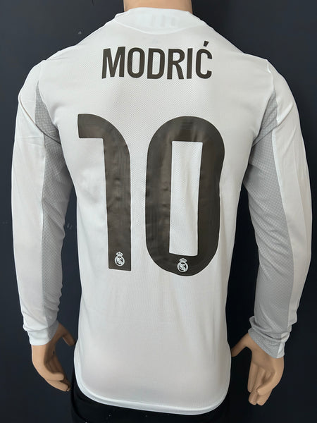 2025-2026 Real Madrid FIFA Intercontinental Champions Home Long Sleeve Shirt Modrić Bought at the Real Madrid Store New BNWT Size M fitted