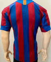 2005-2006 FC Barcelona Home Shirt La Liga Pre Owned Size S