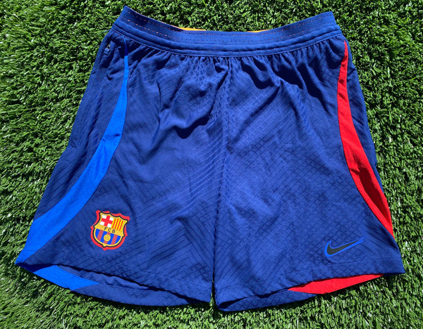 2022 2023 Barcelona Short Training with pockets Player Issue (L)