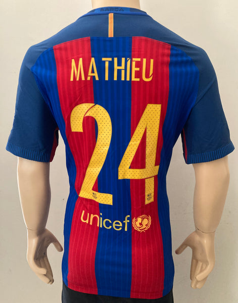 2016-2017 FC Barcelona Home Shirt Jeremy Mathieu Player Issue Kitroom Champions New BNWT Size XL (Fitted)