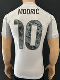 2025-2026 Real Madrid Home Shirt Luka Modric Farewell BNWT Multiple Sizes
