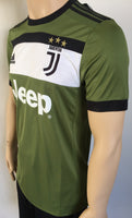 2017-2018 Juventus Third Shirt BNWT Size XL (Youth)