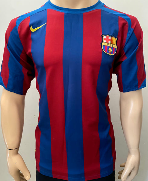 2005-2006 FC Barcelona Home Shirt La Liga Pre Owned Size S