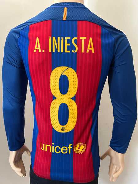 2016-2017 FC Barcelona Home Shirt Andres Iniesta La Liga WCC2015 Long Sleeve New BNWT Size S