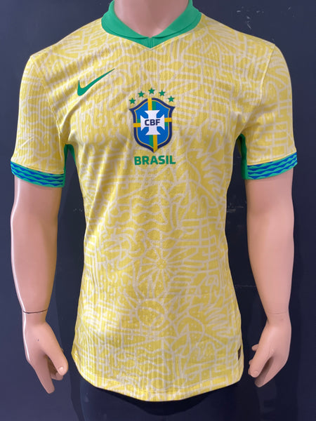 2024-2025 Brazil National Team Home Shirt Player Issue Kitroom New BNWOT Size M (Fitted)