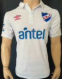 2017-2018 Club Nacional Home Shirt Pre owned Size L