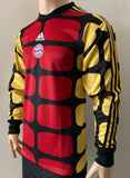 2022 FC Bayern Munich Icon Goalkeeper Shirt BNWT Size S Loose Fit