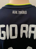 2010-2011 Real Madrid CF Away Shirt Sergio Ramos La Liga Pre Owned Size M