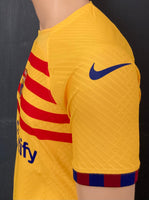 2022-2023-2024 FC Barcelona Fourth Shirt Senyera Kitroom Player Issue Mint Condition Size M