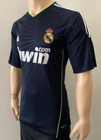 2010-2011 Real Madrid CF Away Shirt Benzema Pre Owned Size M