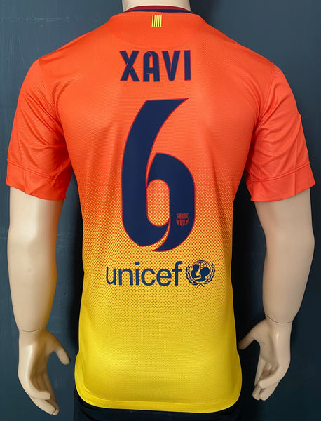 2012 -2013 Barcelona Away Shirt Xavi 6 LFP BNWT Multi Size