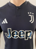 2022 - 2023 Juventus Third Shirt Size M BNWT