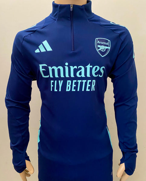 2024-2025 Arsenal Training Top BNWOT Size XL