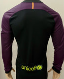 2016-2017 FC Barcelona Goalkeeper Shirt Long Sleeve BNWOT Size M No sponsor