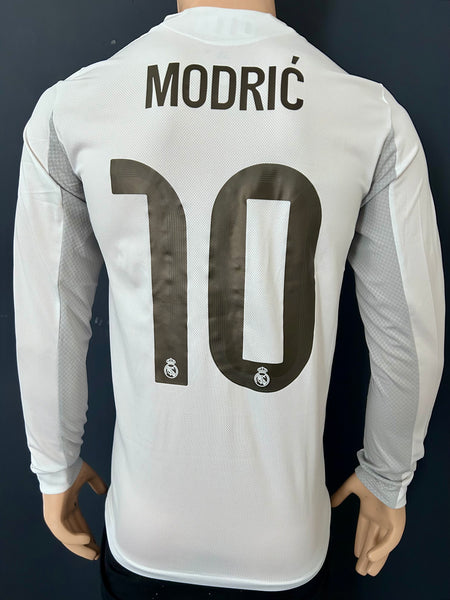 2025-2026 Real Madrid Home Shirt Modric Long Sleeve Clubs World Cup BNWT Player Issue Size M (fitted)