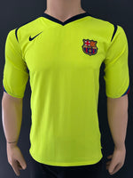 2005-2006 FC Barcelona Away kit Lionel Messi 30