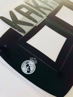 Name set Número “Kaká 8” Real Madrid 2010-11 Para la camiseta de local/for home kit SportingiD