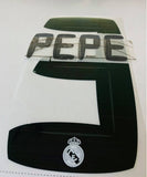Name set “Pepe 3” Real Madrid 2010-11 Para la camiseta de local/for home kit SportingiD