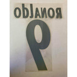 Name set Número “Ronaldo 9” Real Madrid 2005-06, época de los galácticos Para la camiseta de local/for Home kit Chris Kay