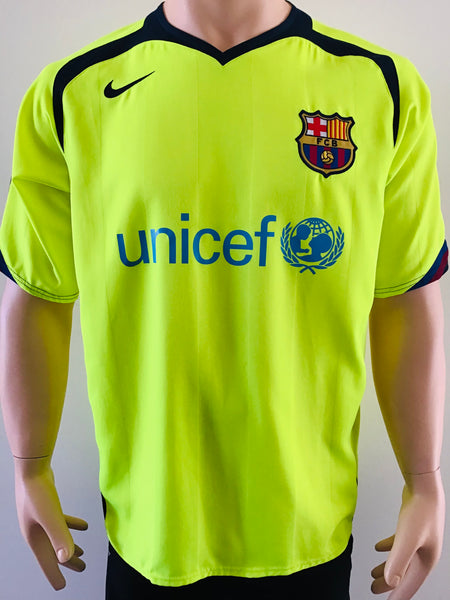 2006-2007 Barcelona Third Shirt Volt Pre Owned UNICEF Size L