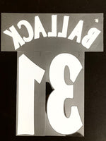 Name Set Número “Ballack 13”  Chelsea 2006-07 Para la camiseta de visita/for away kit Premier League SportingiD