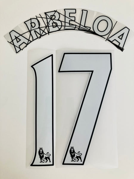 Name Set Número “Arbeloa 17”  Liverpool 2007-09 Para la camiseta de local/for home kit  Premier League SportingiD