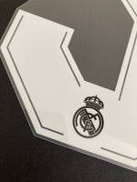 Name Set Número “Camavinga 25” Real Madrid 2021-22 Para la camiseta de visita/for away kit Champions League/Copa del Rey Avery Dennison