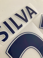 Name Set Número “Silva 21”  Manchester City 2007-14 Para la camiseta de local/for home kit Premier League SportingiD